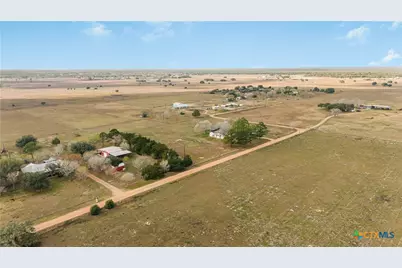 [Address not provided], Yoakum, TX 77995 - Photo 23