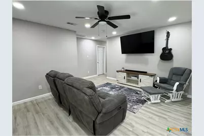 2409 Mitchell Avenue, Waco, TX 76708 - Photo 7