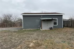 109 Cross Meadow Cove, Hutto, TX 78634 - Photo 35