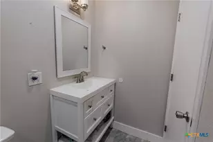 633 Tutt Ave, Taft, TX 78390 - Photo 9