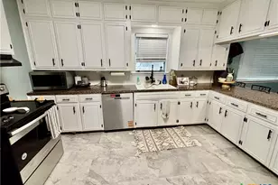 633 Tutt Ave, Taft, TX 78390 - Photo 3