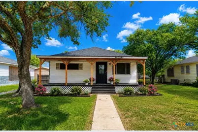 633 Tutt Avenue, Taft, TX 78390 - Photo 1