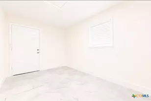 633 Tutt Ave, Taft, TX 78390 - Photo 13