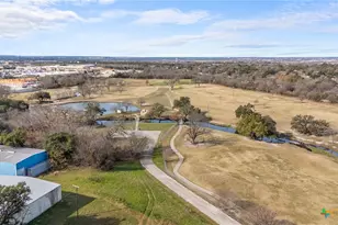 2818 W Avenue H, Temple, TX 76504 - Photo 29