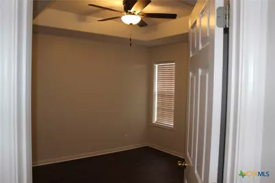 504 Vista Cove, Victoria, TX 77904 - Photo 9