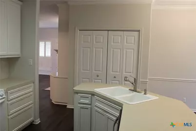 504 Vista Cove, Victoria, TX 77904 - Photo 7