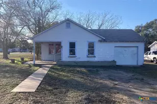 506 N Church St, Goliad, TX 77963 - Photo 1