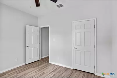 930 Redwood Avenue, Rockport, TX 78382 - Photo 21