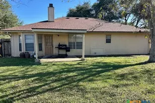 211 Newhaven St, Victoria, TX 77904 - Photo 3