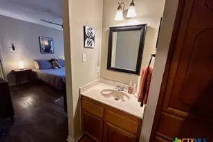 211 Newhaven St, Victoria, TX 77904 - Photo 25