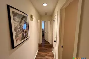 211 Newhaven St, Victoria, TX 77904 - Photo 11