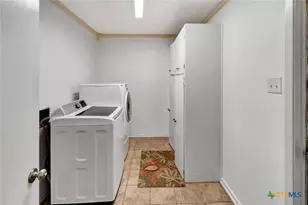 2011 Mission Dr, Victoria, TX 77901 - Photo 15