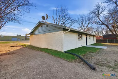 410 N Highway 95, Little River Academy, TX 76554 - Photo 33