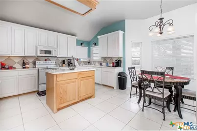 1415 Loving Trail, Belton, TX 76513 - Photo 7