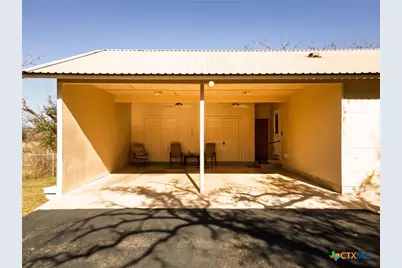 1003 N Ridge Street, Lampasas, TX 76550 - Photo 3