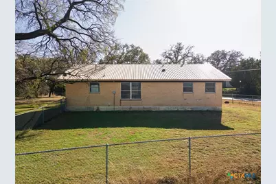 1003 N Ridge Street, Lampasas, TX 76550 - Photo 37
