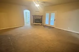 401 E Libra Dr, Killeen, TX 76542 - Photo 3