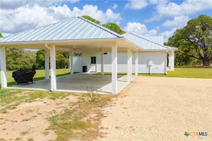 725 Private Rd 1581, Hallettsville, TX 77964 - Photo 5