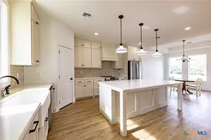 725 Private Rd 1581, Hallettsville, TX 77964 - Photo 9