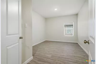 9149 Honey Mesquite, Seguin, TX 78155 - Photo 15