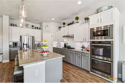 1074 Boulder Run, New Braunfels, TX 78132 - Photo 13