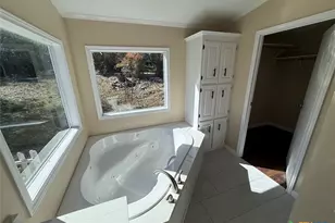 4551 Chamberlain Way, Canyon Lake, TX 78133 - Photo 5