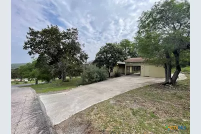 1800 Charter Oak, Canyon Lake, TX 78133 - Photo 23