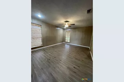 1800 Charter Oak, Canyon Lake, TX 78133 - Photo 15