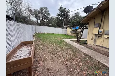 1800 Charter Oak, Canyon Lake, TX 78133 - Photo 11