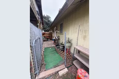 1800 Charter Oak, Canyon Lake, TX 78133 - Photo 25