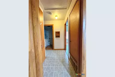 106 N 1st Street, Little River Academy, TX 76554 - Photo 9