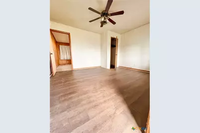 106 N 1st Street, Little River Academy, TX 76554 - Photo 11