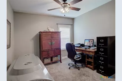 205 S Avenue D, Shiner, TX 77984 - Photo 23