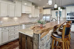 205 S Avenue D, Shiner, TX 77984 - Photo 11