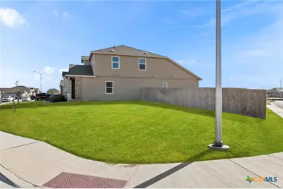 2741 Nueva Cordova, Seguin, TX 78155 - Photo 31