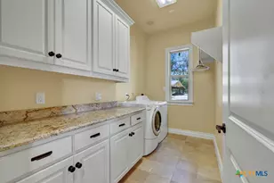 1262 Elm Creek Rd, New Braunfels, TX 78132 - Photo 31