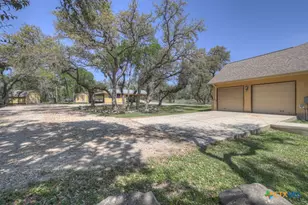 1262 Elm Creek Rd, New Braunfels, TX 78132 - Photo 41