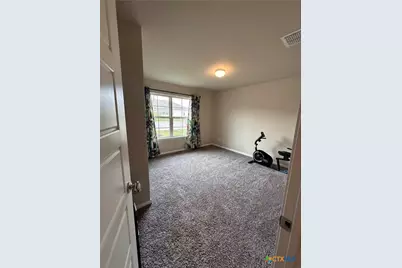 2929 Greenbriar, Seguin, TX 78155 - Photo 15