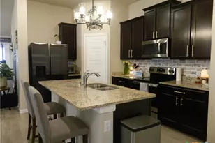 2929 Greenbriar, Seguin, TX 78155 - Photo 5