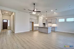 12197 Heartvine Pkwy, Schertz, TX 78154 - Photo 1