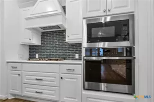 2900 Flaxen Wy, Seguin, TX 78155 - Photo 7