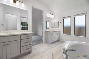 2900 Flaxen Wy, Seguin, TX 78155 - Photo 21