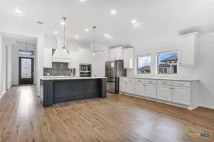 2900 Flaxen Wy, Seguin, TX 78155 - Photo 5