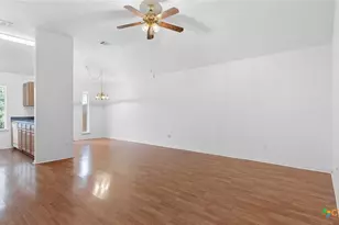 260 Sagebrook Dr, New Braunfels, TX 78130 - Photo 3