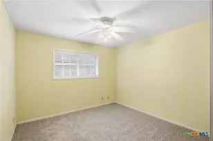 203 Wilshire Dr, Victoria, TX 77904 - Photo 13