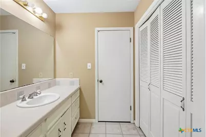 203 Wilshire Drive, Victoria, TX 77904 - Photo 5