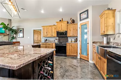 750 County Road 100, Purmela, TX 76566 - Photo 11