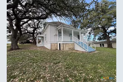 104 N Park Street, Lampasas, TX 76550 - Photo 1
