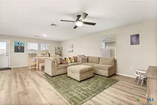 2921 Green Finch, New Braunfels, TX 78130 - Photo 5