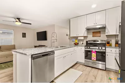 2921 Green Finch, New Braunfels, TX 78130 - Photo 7